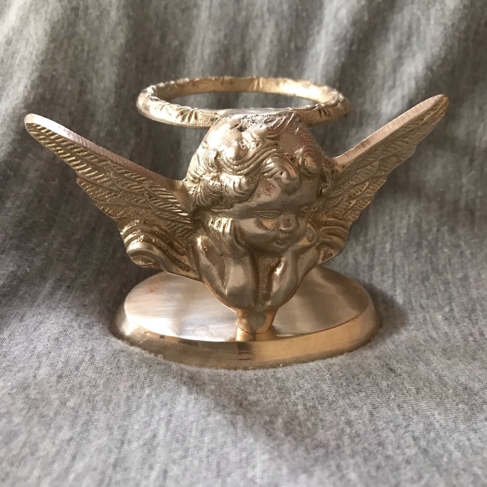 Angel candle holder in brass
